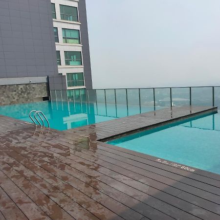 Super Penthouse Stmoritz Apartment, Lippomall Puri Indah Джакарта Екстериор снимка